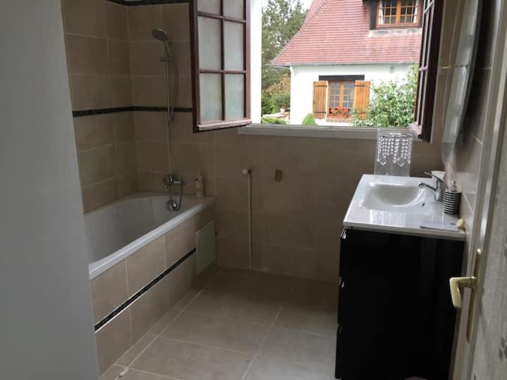 Villa Bonaparte Touques Exteriör bild